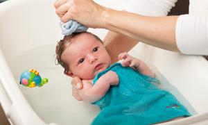 新生儿感冒可以打疫苗吗